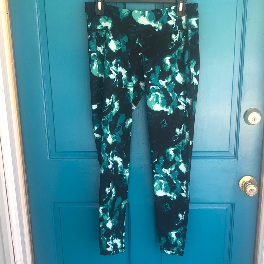 Like new Old Navy workout tights